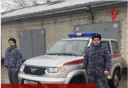 Стояла на балконе в дыму: в Ярославской области спасли женщину на пожаре