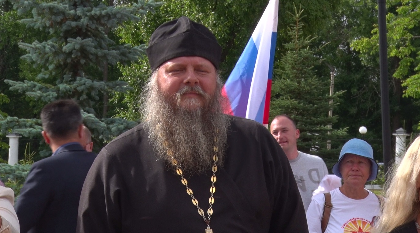 В Ростове прошел митинг-концерт в поддержку президента РФ и российской армии