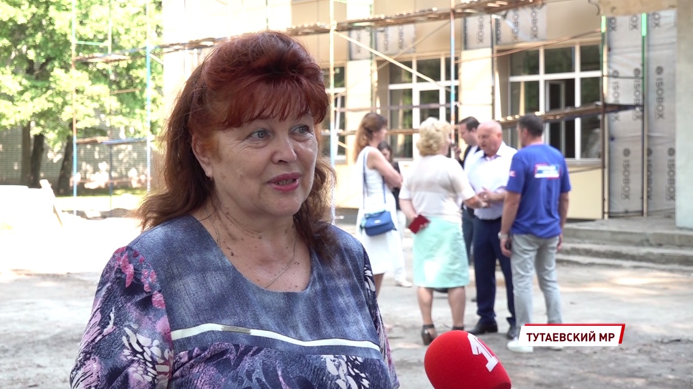 В Тутаевском районе идет ремонт в ДК в поселке Фоминское