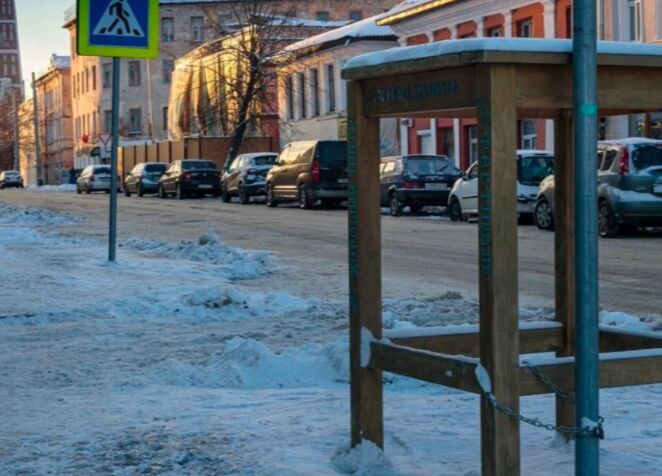 В Рыбинске пропала гигантская табуретка