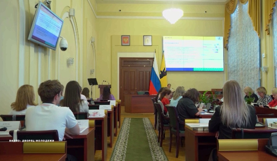 В Ярославле прошло заседание межведомственной комиссии по добровольчеству