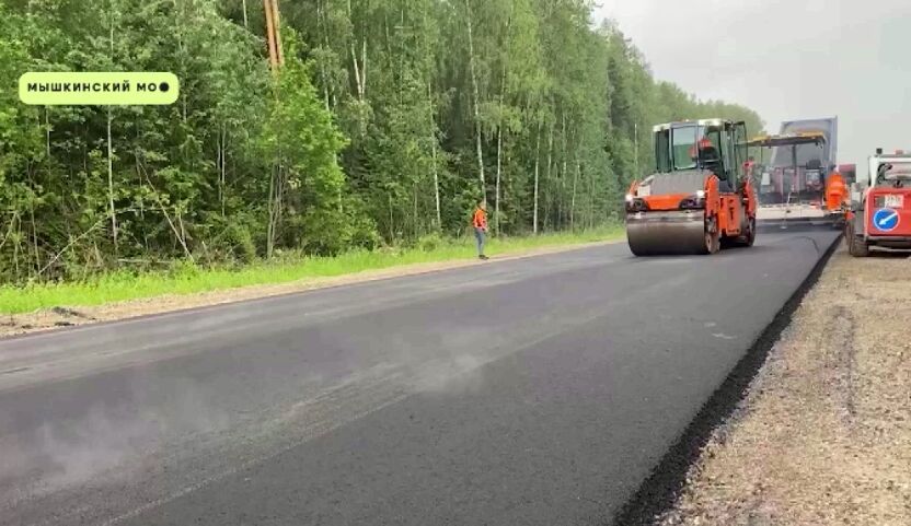 На самой протяженной трассе Ярославской области проходит обновление дорожного полотна
