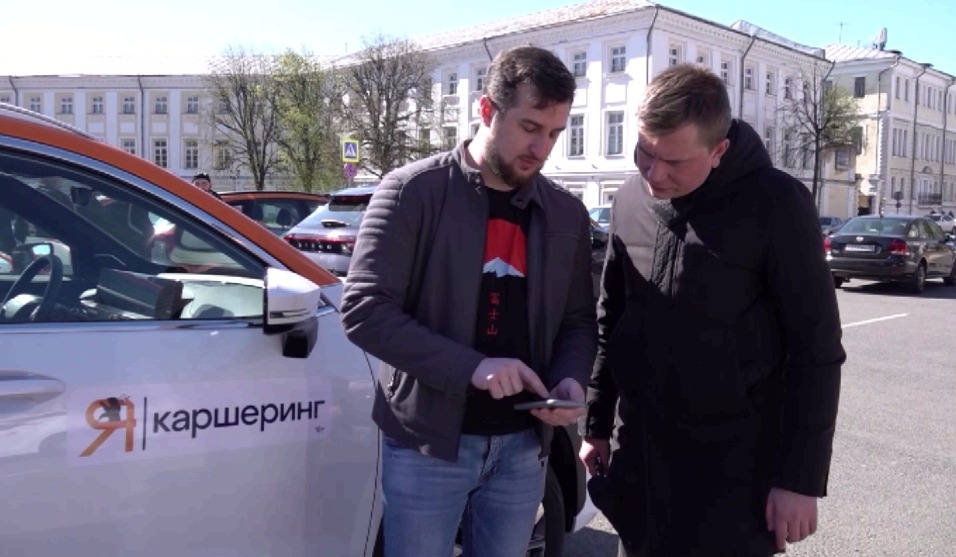 Новая услуга пользуется спросом: ярославцы могут взять в аренду 310 автомобилей