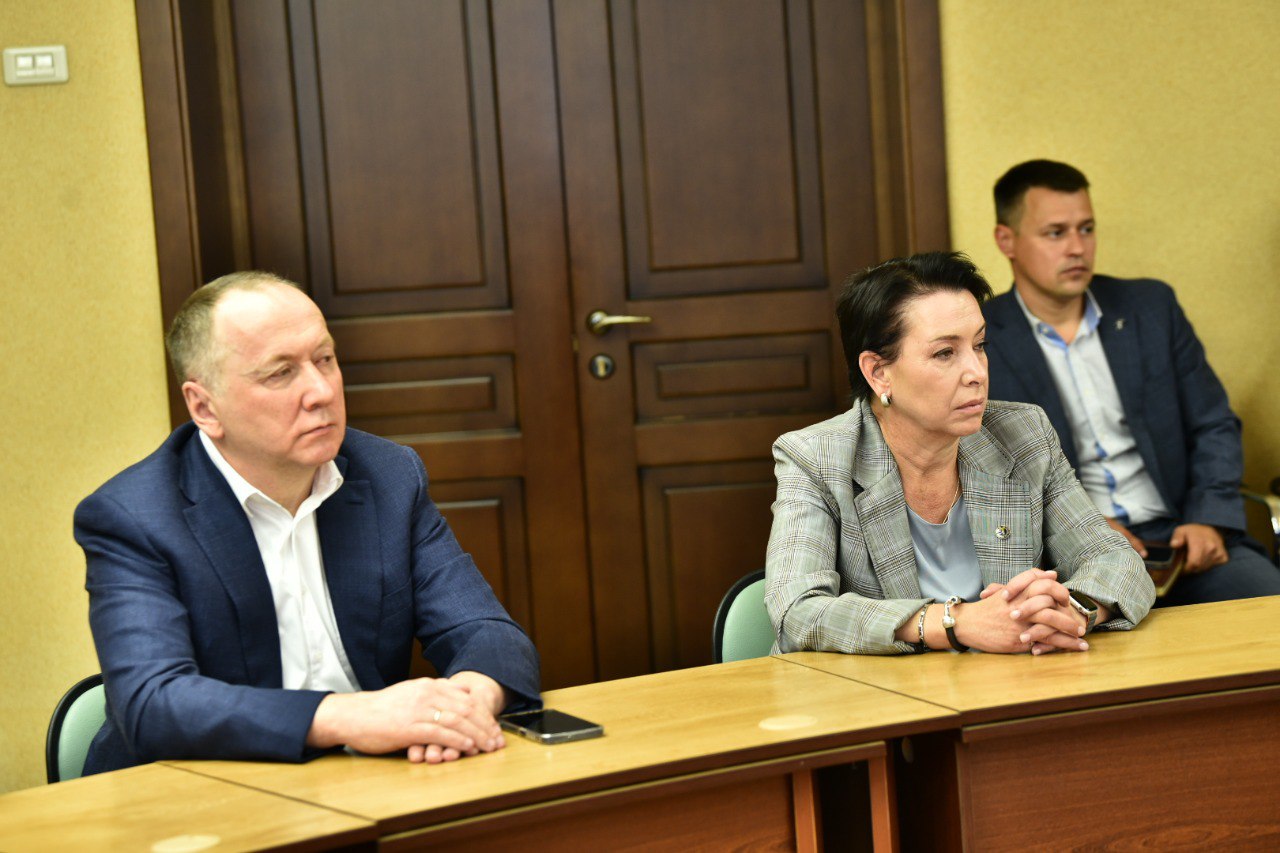 В правительстве Ярославской области прошло совещание наставников проекта «Герои Ярославии»